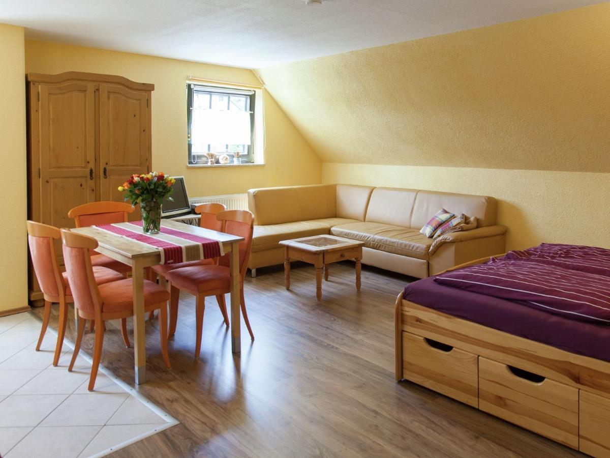 Beautiful Apartment In Merschbach With Garden Eksteriør bilde